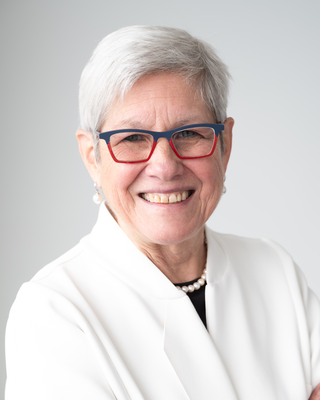 Judith Singer's headshot.